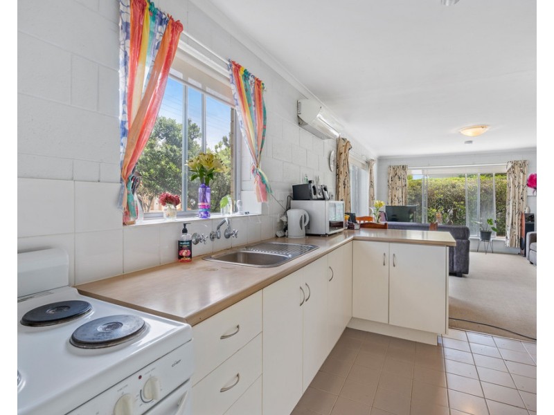 1 / 23 GILES STREET, Encounter Bay SA 5211