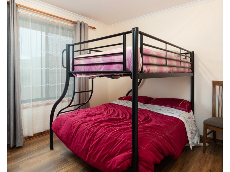 14-16 Stirling Street, Milang SA 5256