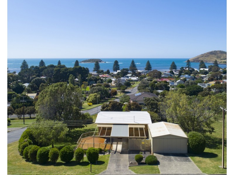 6 Seacrest Avenue, Encounter Bay SA 5211