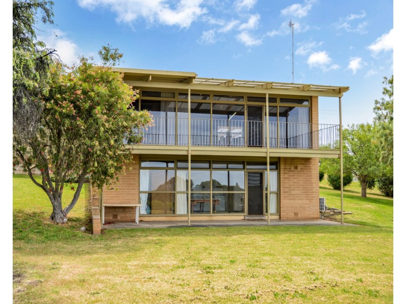 6 Seacrest Avenue, Encounter Bay SA 5211