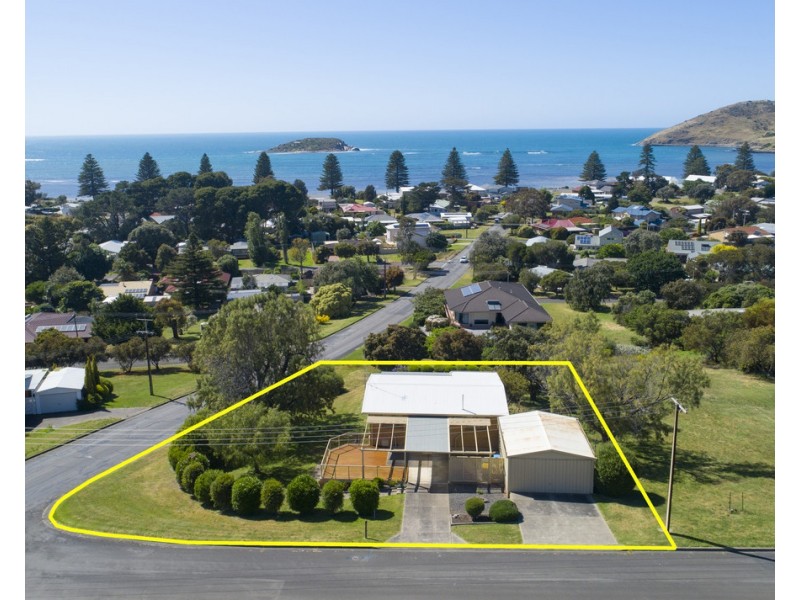 6 Seacrest Avenue, Encounter Bay SA 5211