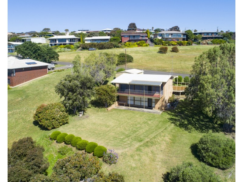 6 Seacrest Avenue, Encounter Bay SA 5211