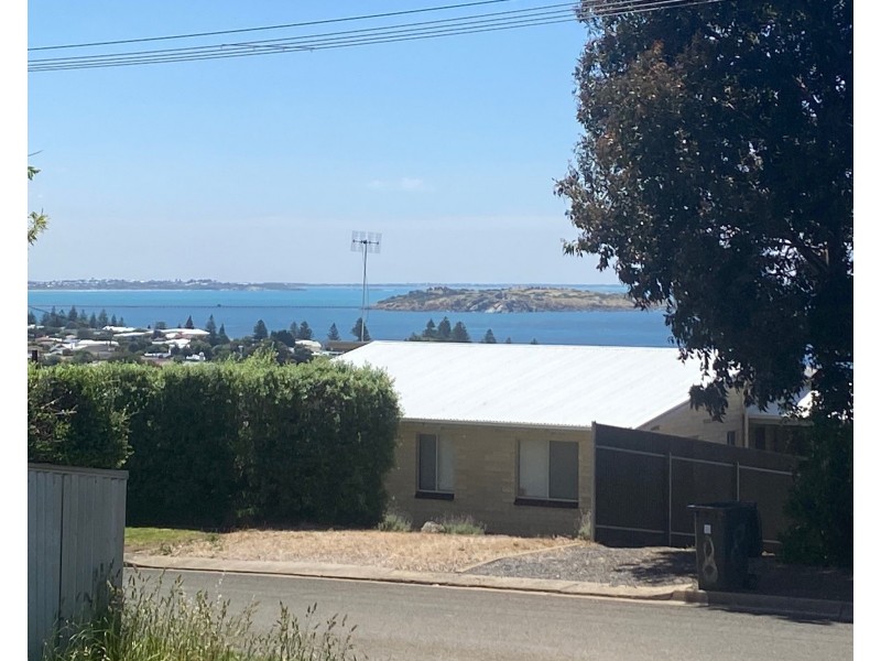 7 RUMBELOW STREET, Encounter Bay SA 5211