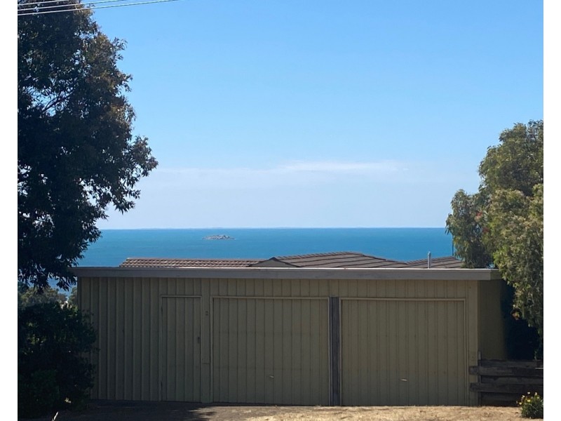 7 RUMBELOW STREET, Encounter Bay SA 5211