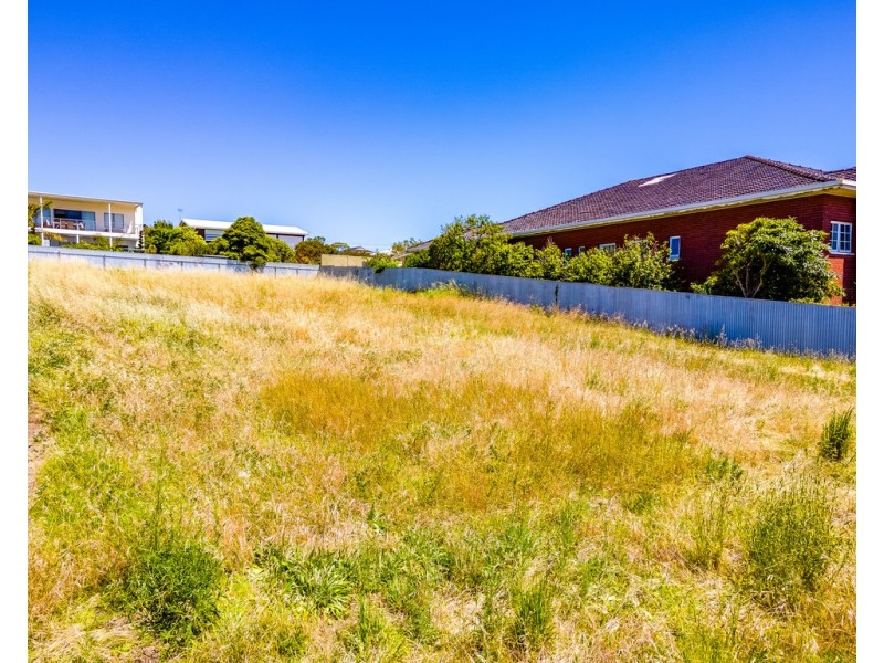 7 RUMBELOW STREET, Encounter Bay SA 5211