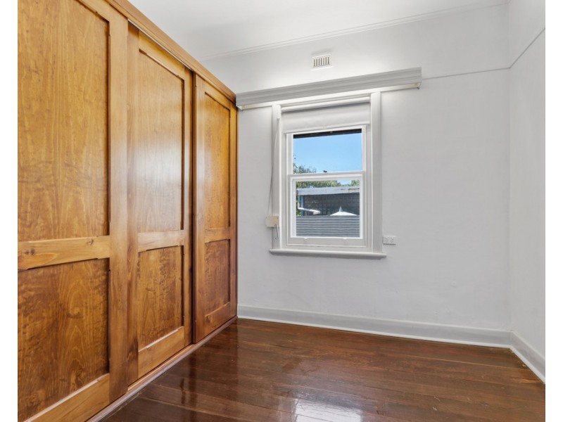 8 CARLYLE STREET, Victor Harbor SA 5211