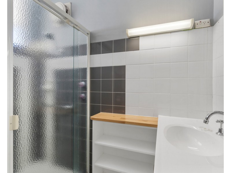 8 CARLYLE STREET, Victor Harbor SA 5211