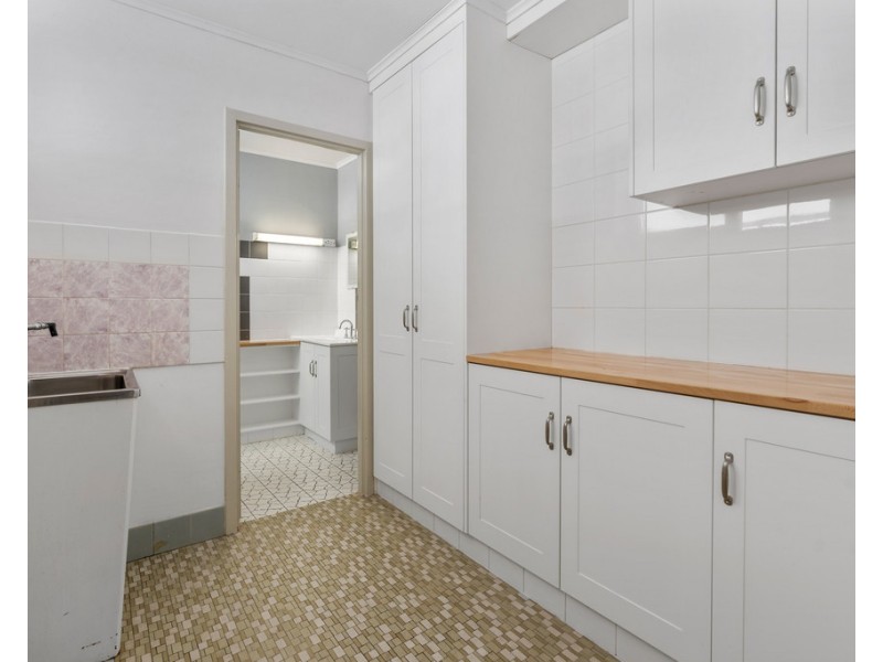 8 CARLYLE STREET, Victor Harbor SA 5211