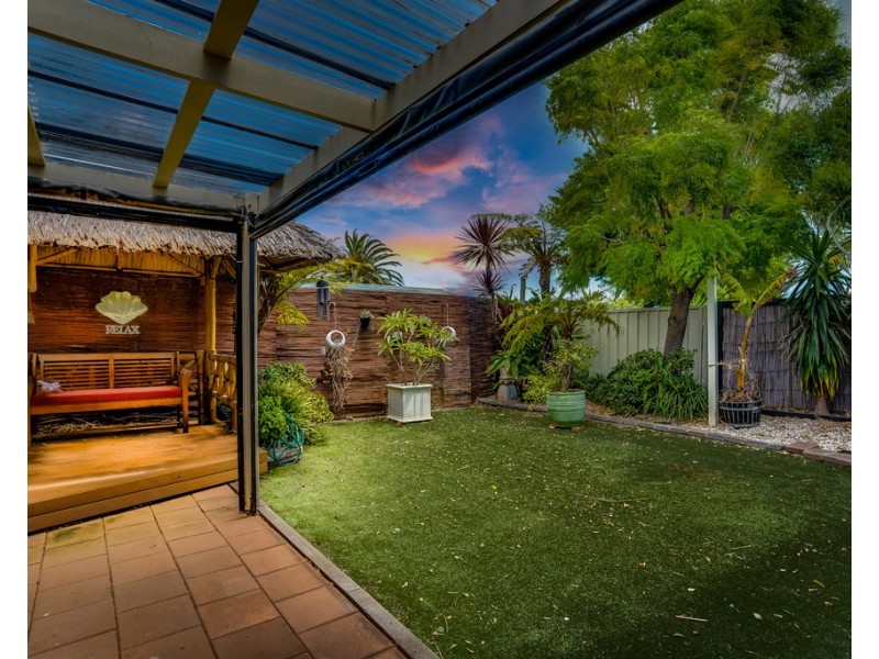 15 SHAKES CRESCENT, Hallett Cove SA 5158