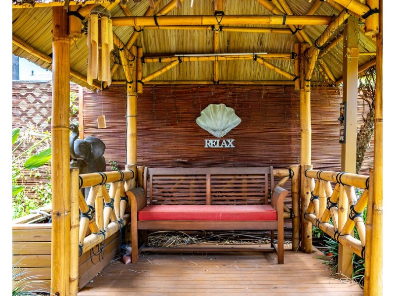 15 SHAKES CRESCENT, Hallett Cove SA 5158