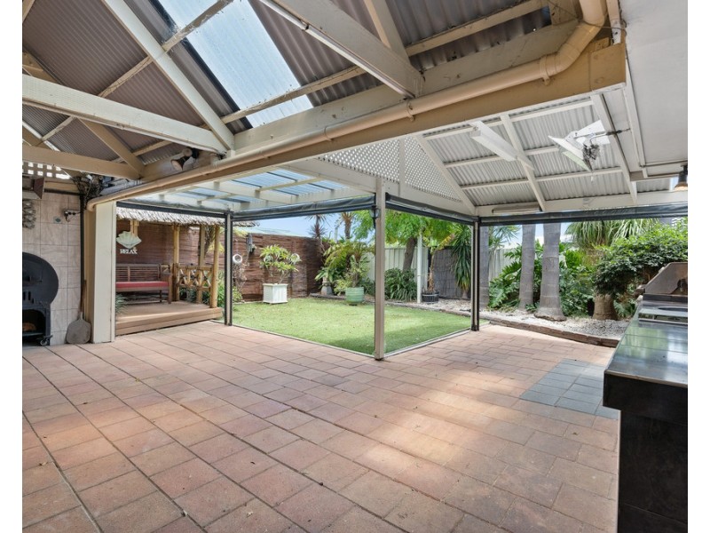 15 SHAKES CRESCENT, Hallett Cove SA 5158