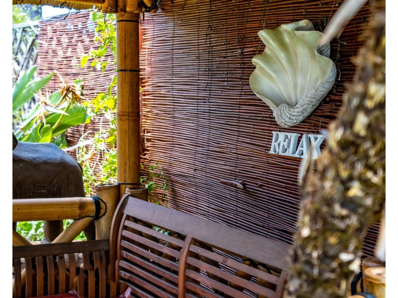 15 SHAKES CRESCENT, Hallett Cove SA 5158