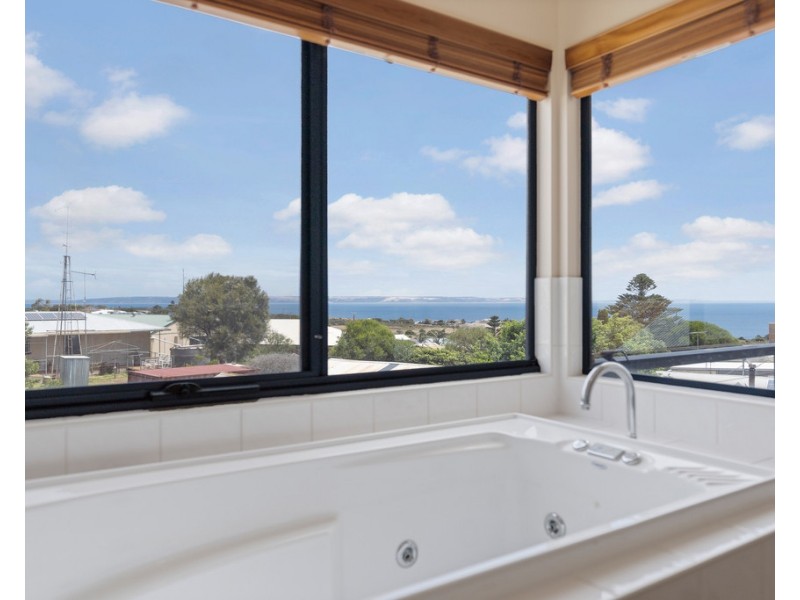 11 Flinders Drive, Cape Jervis SA 5204