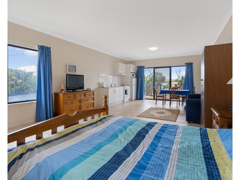 11 Flinders Drive, Cape Jervis SA 5204