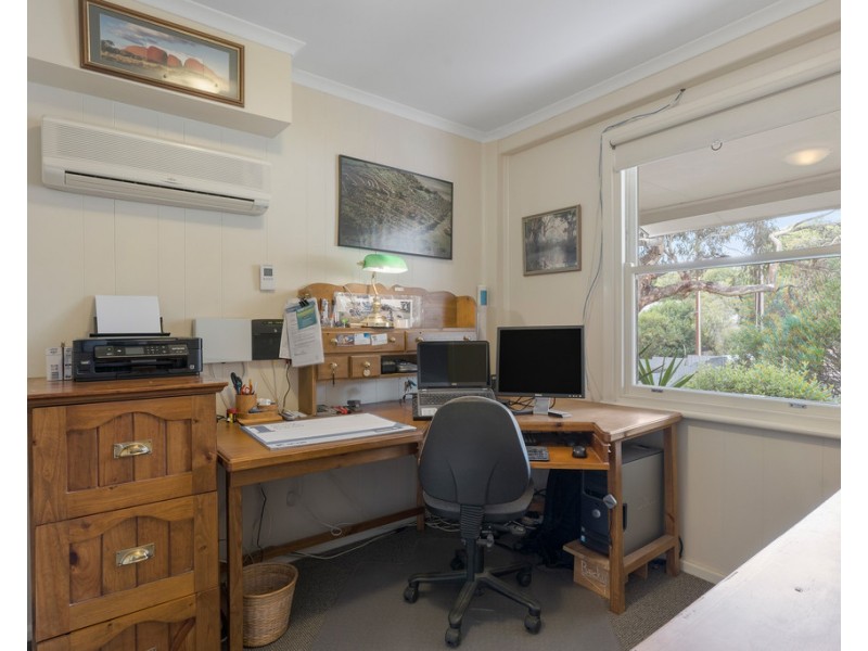 13 JAMES AVENUE, Victor Harbor SA 5211