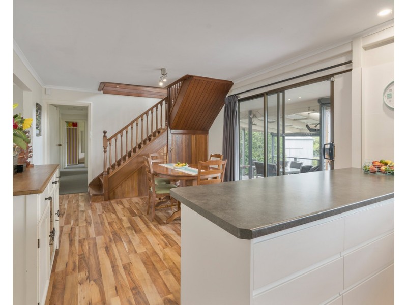13 JAMES AVENUE, Victor Harbor SA 5211