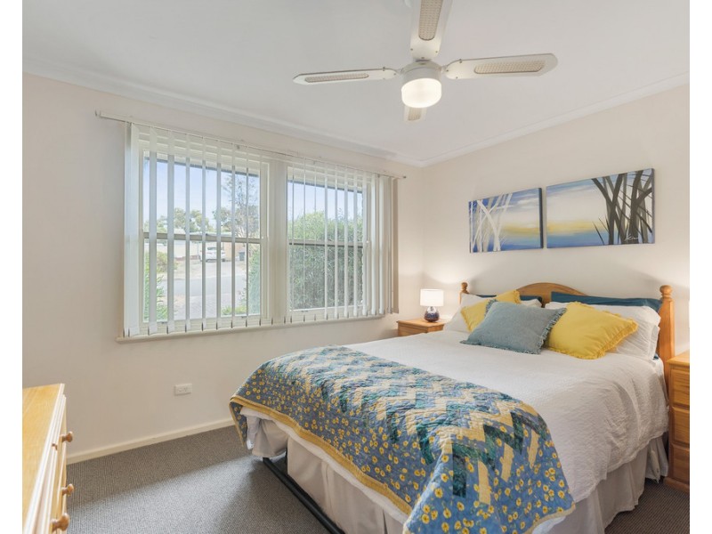 13 JAMES AVENUE, Victor Harbor SA 5211
