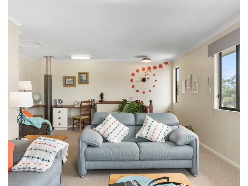13 JAMES AVENUE, Victor Harbor SA 5211