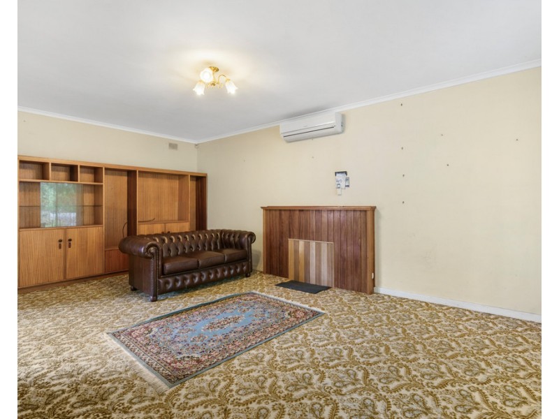 102 BAY ROAD, Encounter Bay SA 5211