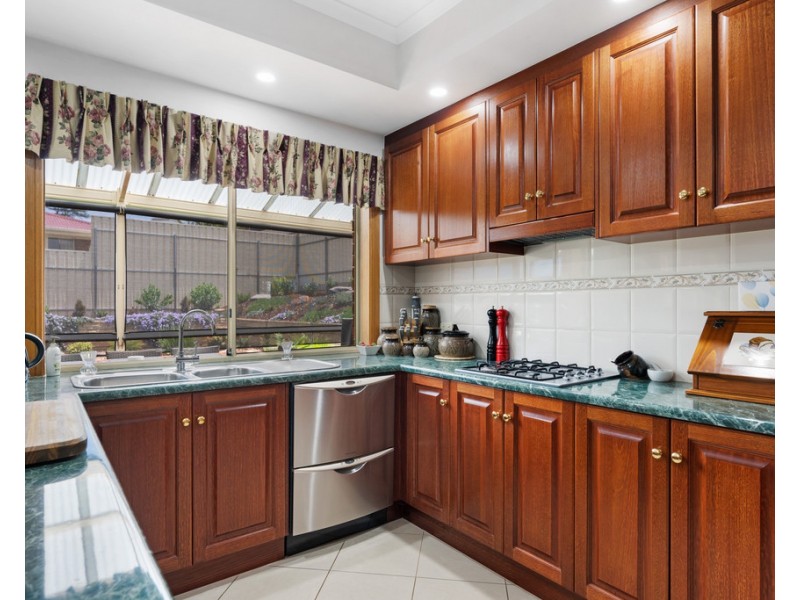 10 Silverwood  Drive, Mount Barker SA 5251