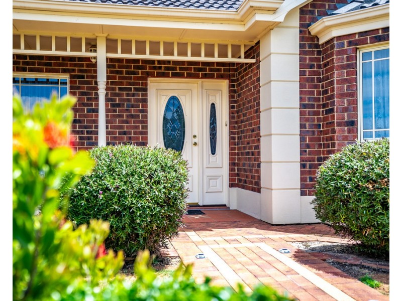 10 Silverwood  Drive, Mount Barker SA 5251