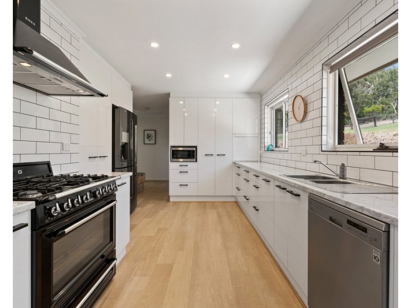 169 Polwarth Drive, Inman Valley SA 5211