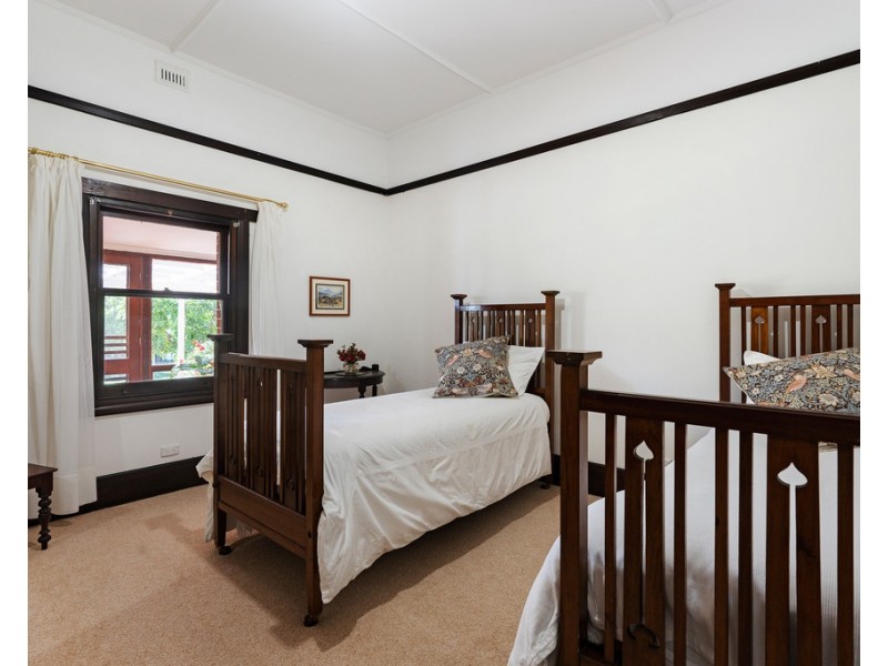 17-19 LINDSAY STREET, Victor Harbor SA 5211