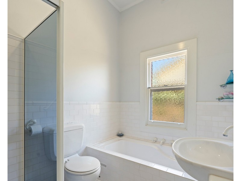 17-19 LINDSAY STREET, Victor Harbor SA 5211