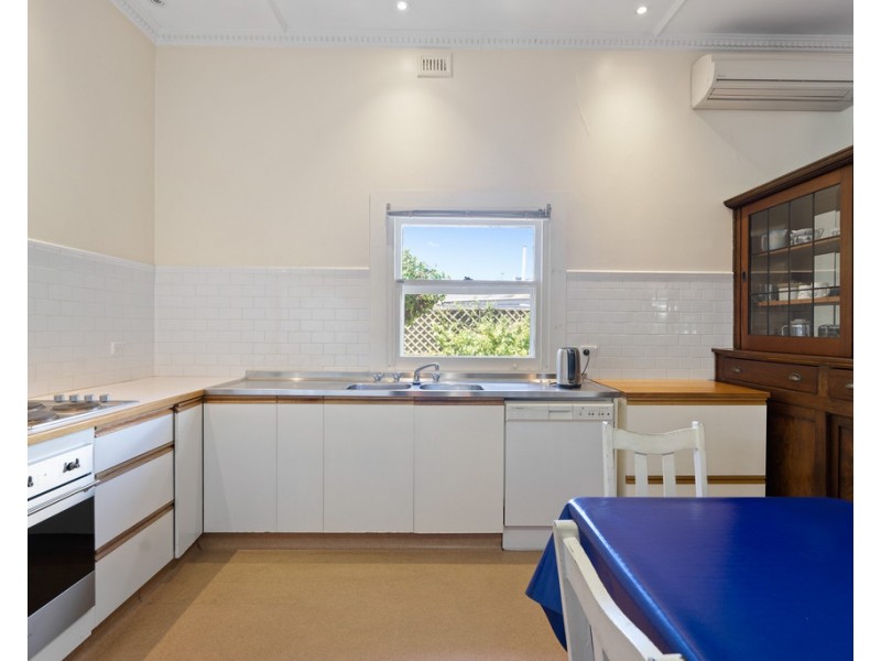 17-19 LINDSAY STREET, Victor Harbor SA 5211