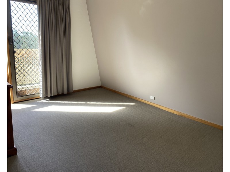 34 LAURIE AVENUE, Encounter Bay SA 5211
