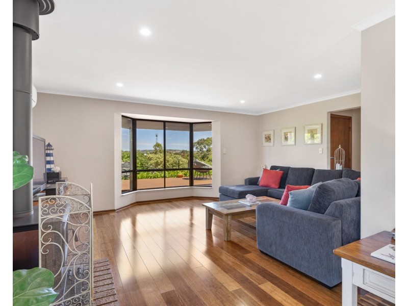 6 DWIAR ROAD, Victor Harbor SA 5211