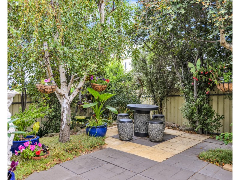 15 MAYFLOWER COURT, Encounter Bay SA 5211