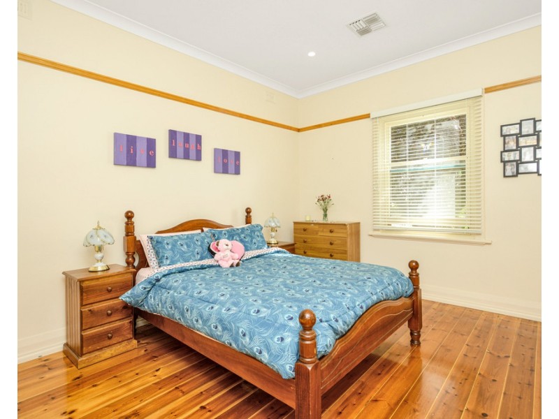 49 Seaview Road, Victor Harbor SA 5211