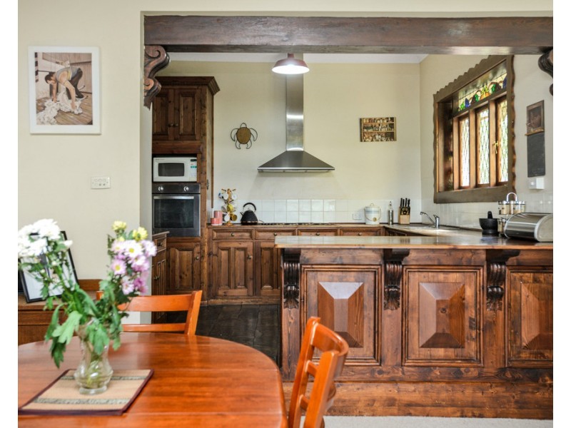 49 Seaview Road, Victor Harbor SA 5211