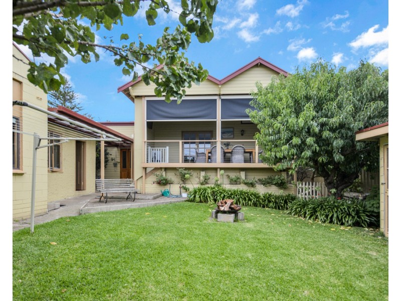 49 Seaview Road, Victor Harbor SA 5211