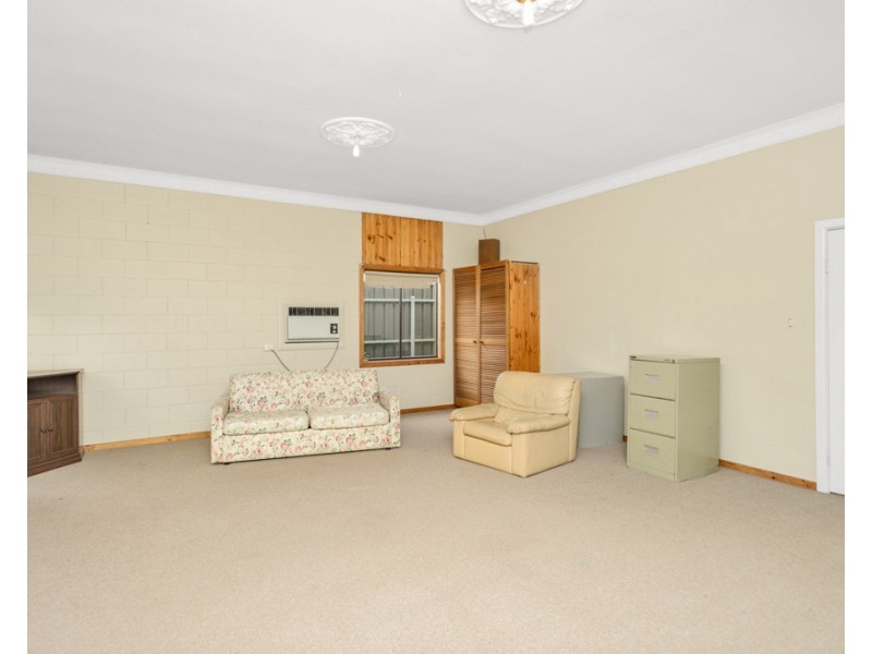 49 Seaview Road, Victor Harbor SA 5211