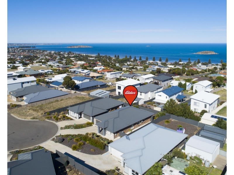 35 WHITE CLOSE, Encounter Bay SA 5211