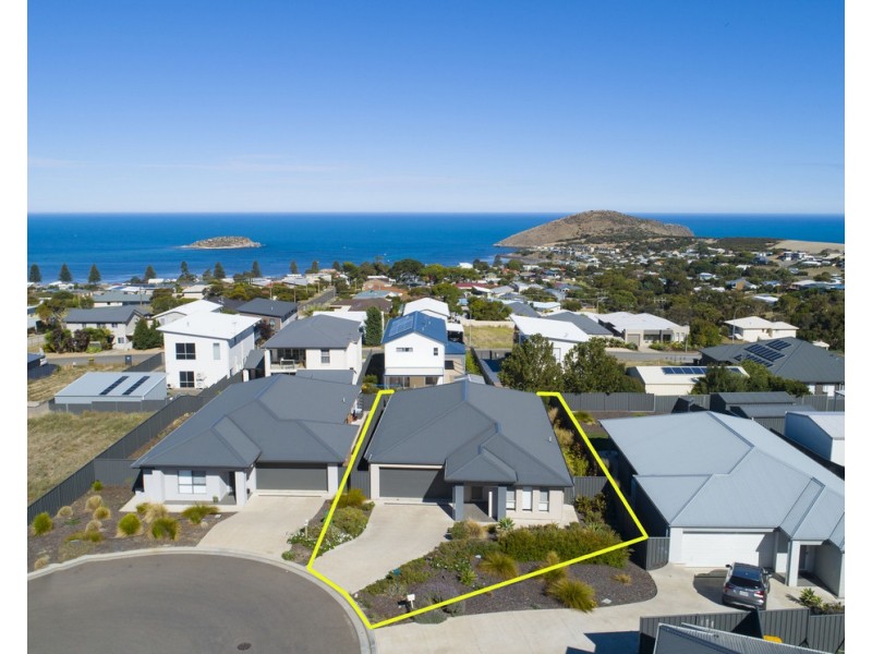 35 WHITE CLOSE, Encounter Bay SA 5211