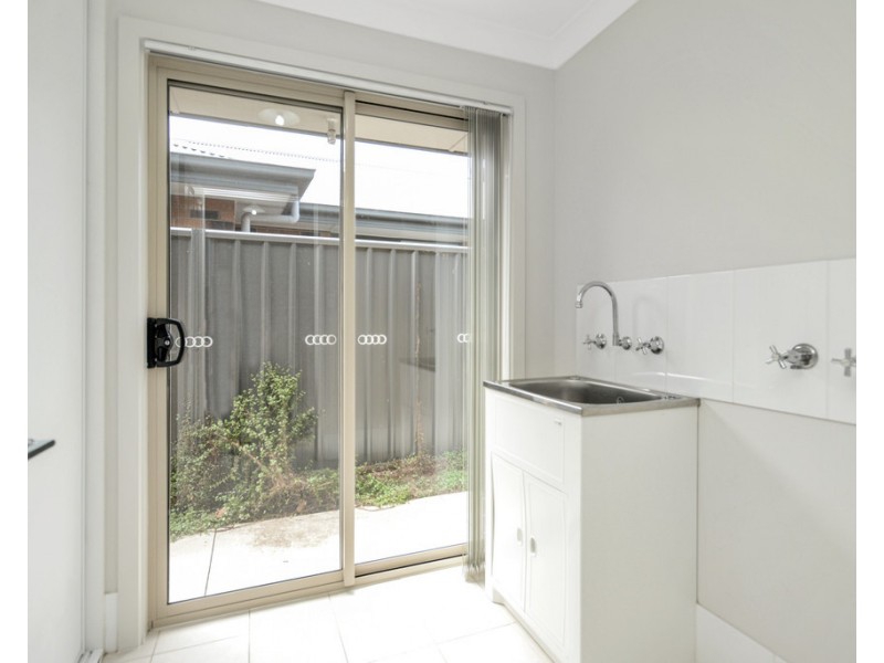 35 WHITE CLOSE, Encounter Bay SA 5211