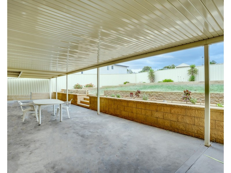 4 BARTON COURT, Encounter Bay SA 5211