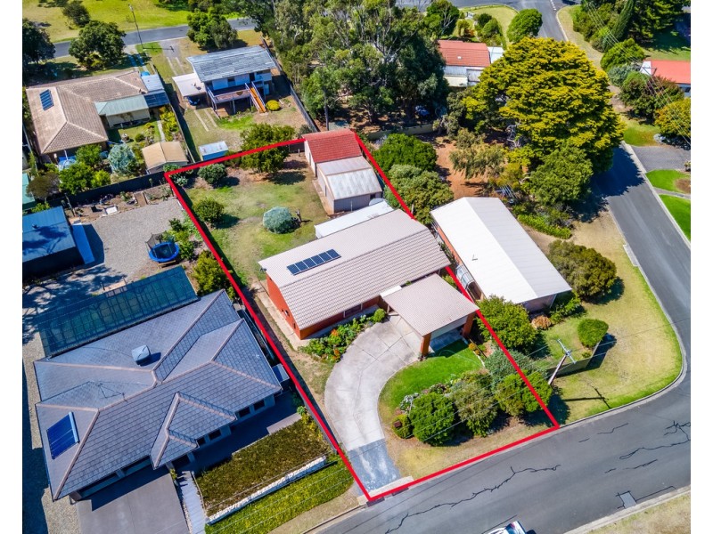 12 COORONG CRESCENT, Encounter Bay SA 5211