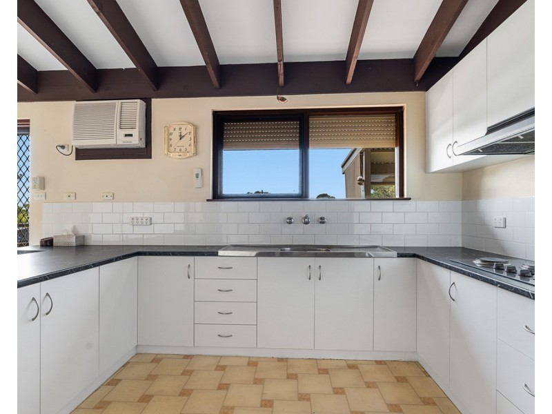 12 COORONG CRESCENT, Encounter Bay SA 5211