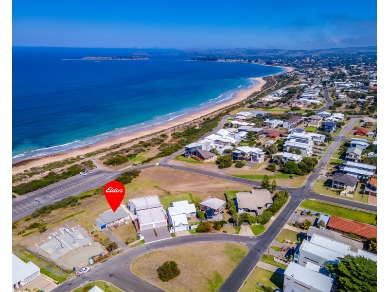 111 Seagull Ave, Hayborough SA 5211