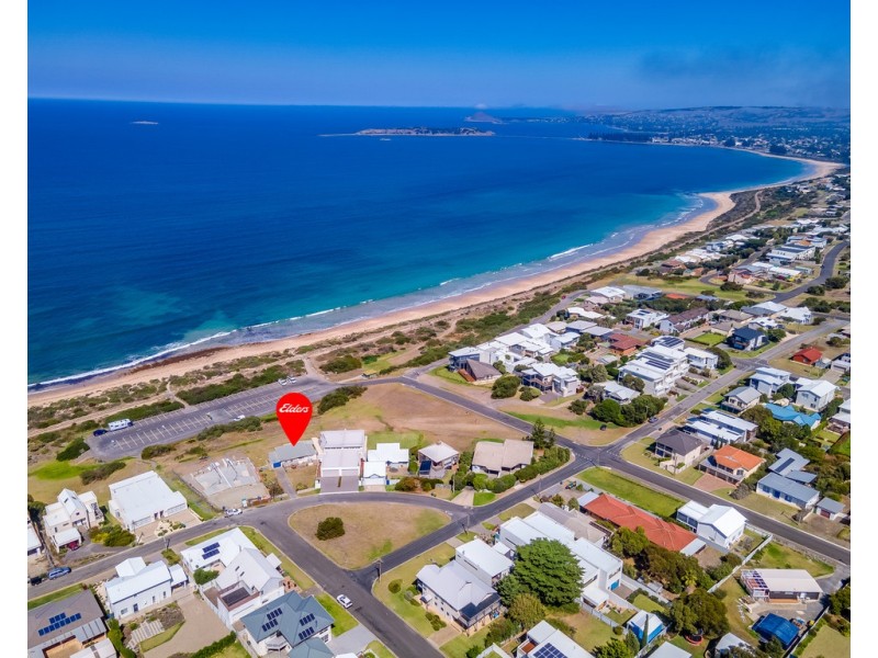 111 Seagull Ave, Hayborough SA 5211