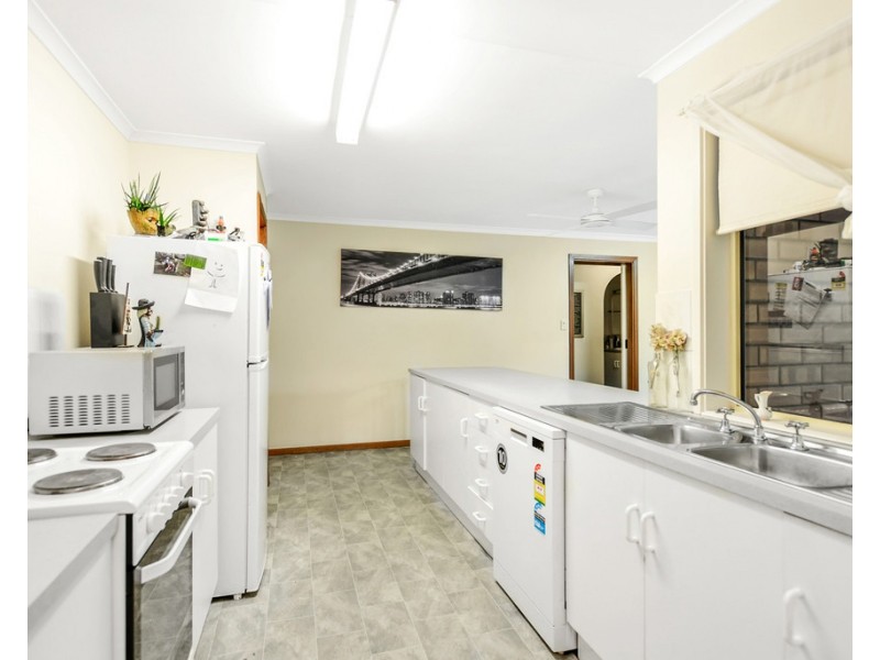 27 Marlin Terrace, Encounter Bay SA 5211