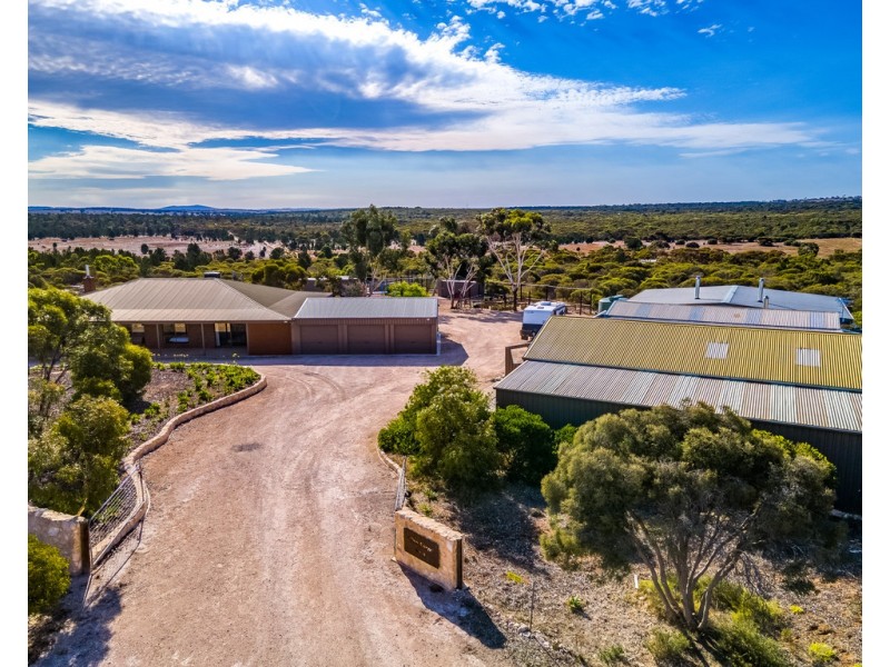 8 Altmann Road, Monarto South SA 5254