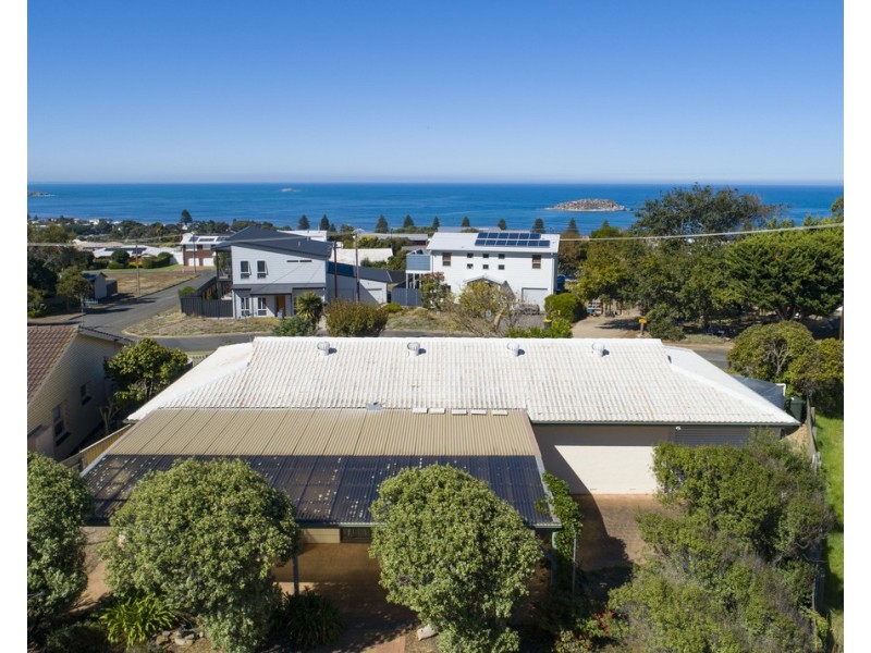 25 NORMA CRESCENT, Encounter Bay SA 5211
