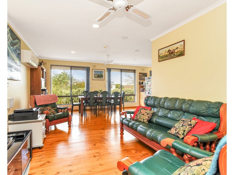 25 NORMA CRESCENT, Encounter Bay SA 5211