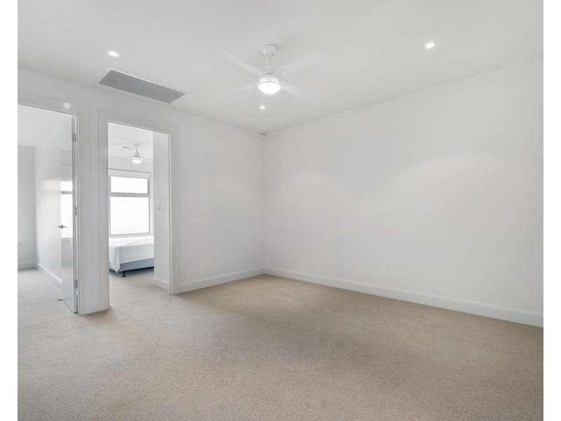 42 MALEN AVENUE, Victor Harbor SA 5211