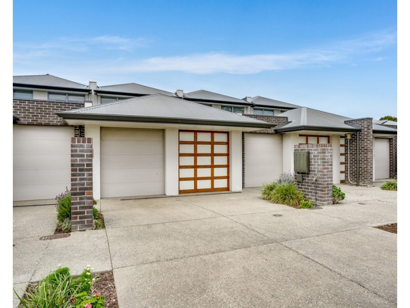 42 MALEN AVENUE, Victor Harbor SA 5211